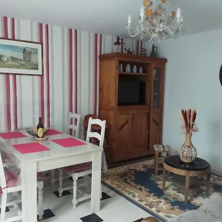 Gite De La Chapelette Péronne Buitenkant foto